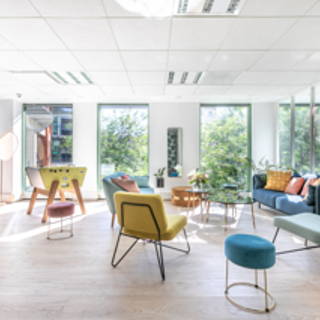 Open Space  5 postes Coworking Boulevard du Grand Cerf Poitiers 86000 - photo 7